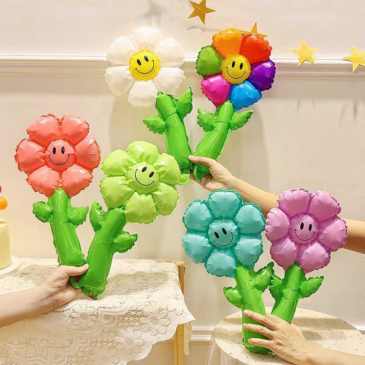 Kädessä pidettävä auringonkukkafolioilmapallo