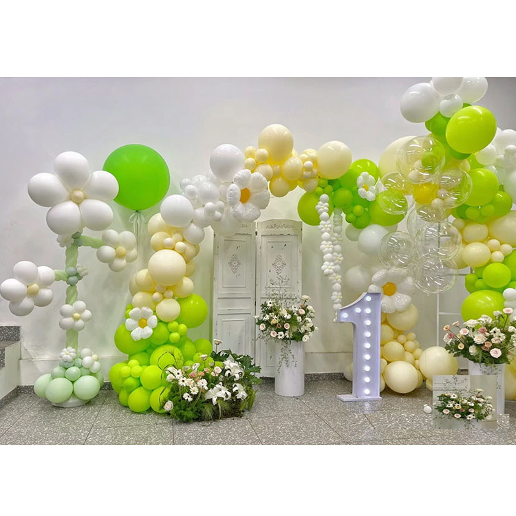 Pieni Daisy Balloon Garland Arch Kit