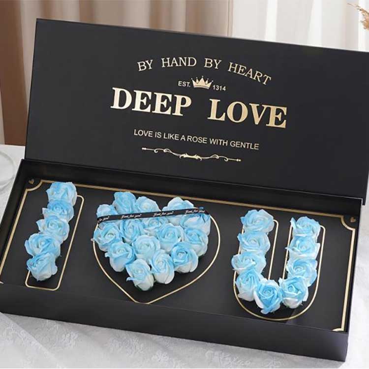 Saippua Rose Heads -kukkalaatikko